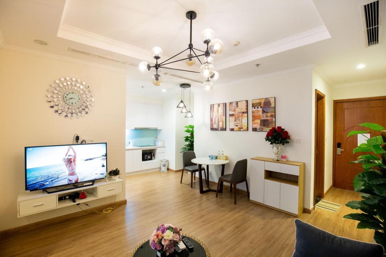 Times City Homestay Hanoi Bagian luar foto