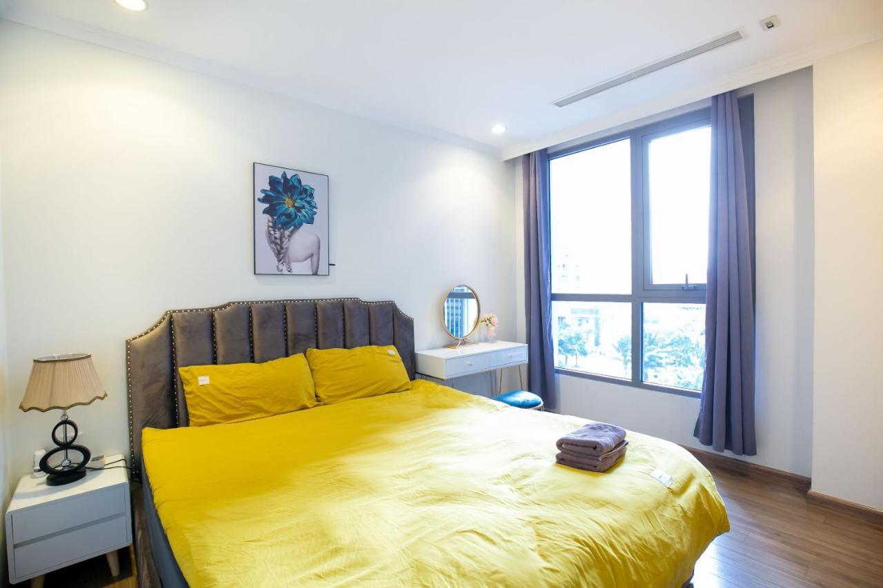 Times City Homestay Hanoi Bagian luar foto