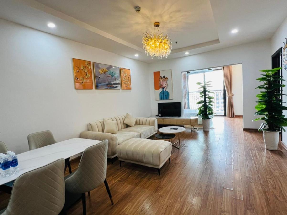 Times City Homestay Hanoi Bagian luar foto